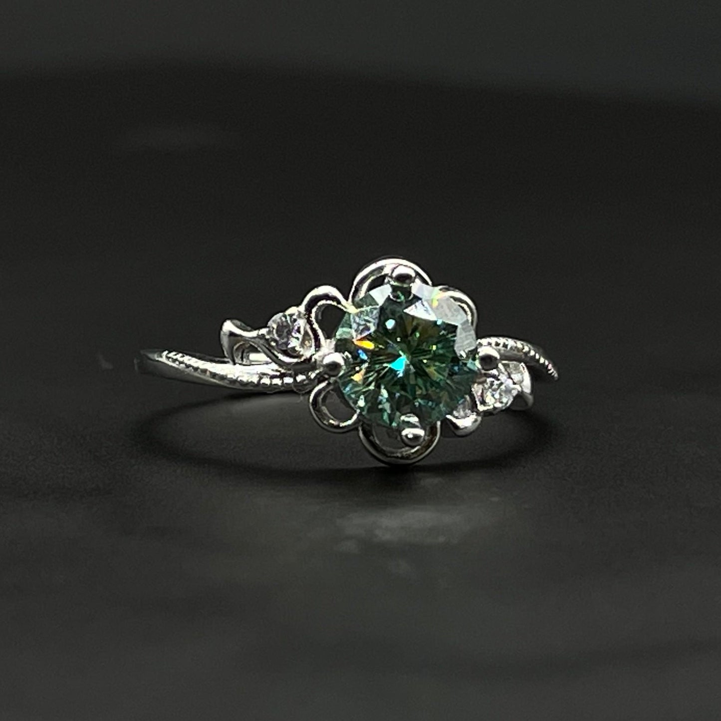 Ring | Moissanite (1.0ct)