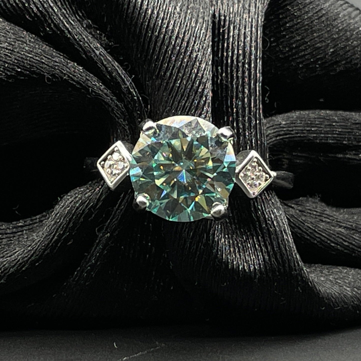 Ring | Moissanite (3.0ct)